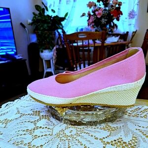 New Vintage Browsabout "Westsport" Pink Wedge Heels Pumps Size 8.5 M